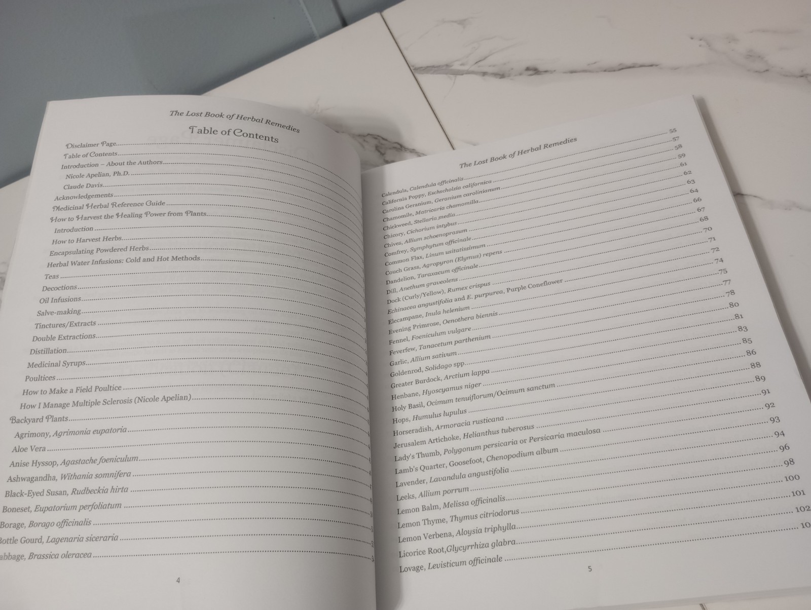 The Lost Book of Herbal Remedies by Claude Davis and Nicole Apelian Self Help
