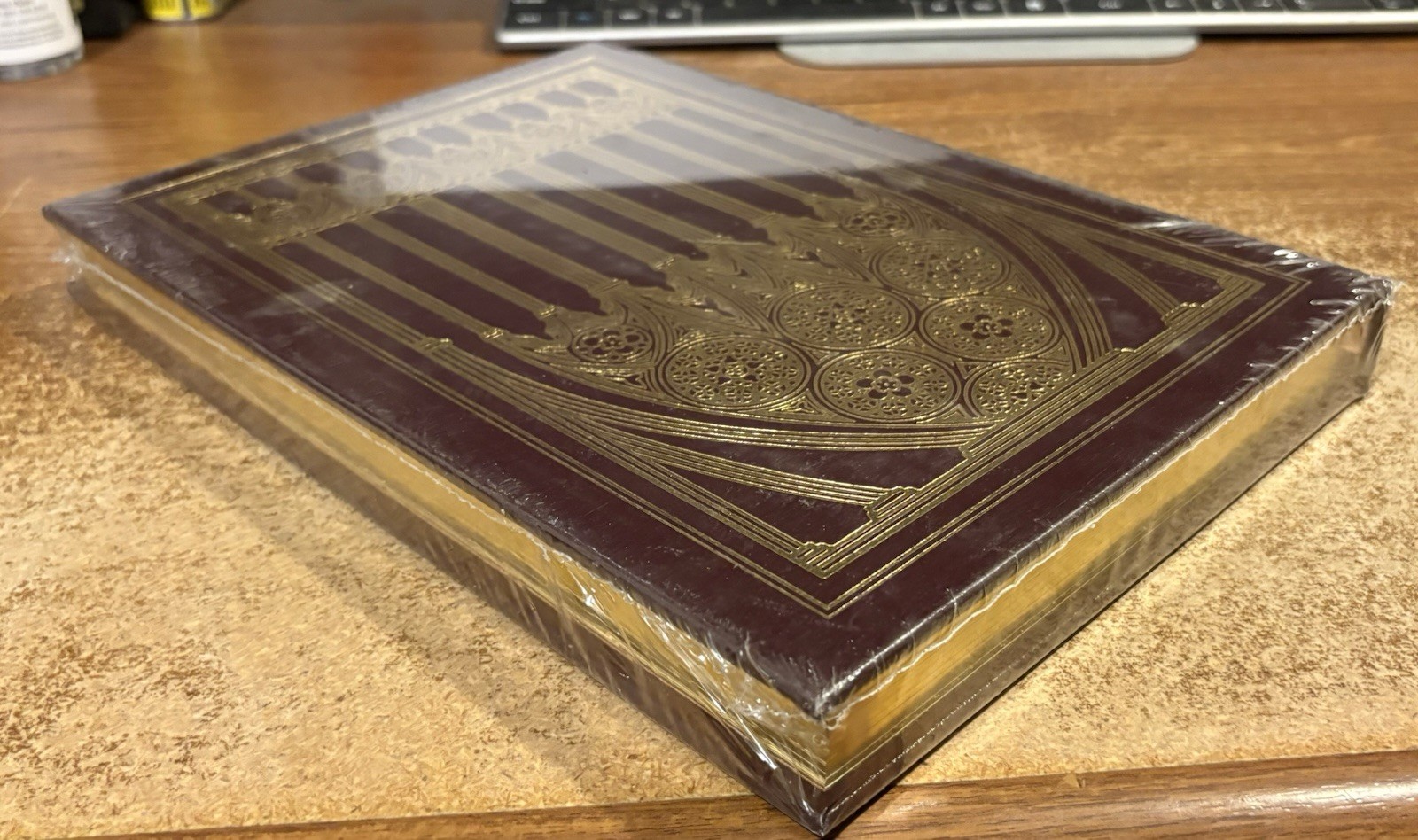 THE HUNCHBACK OF NOTRE DAME by Victor Hugo HC BOOK Easton Press LEATHER COVER