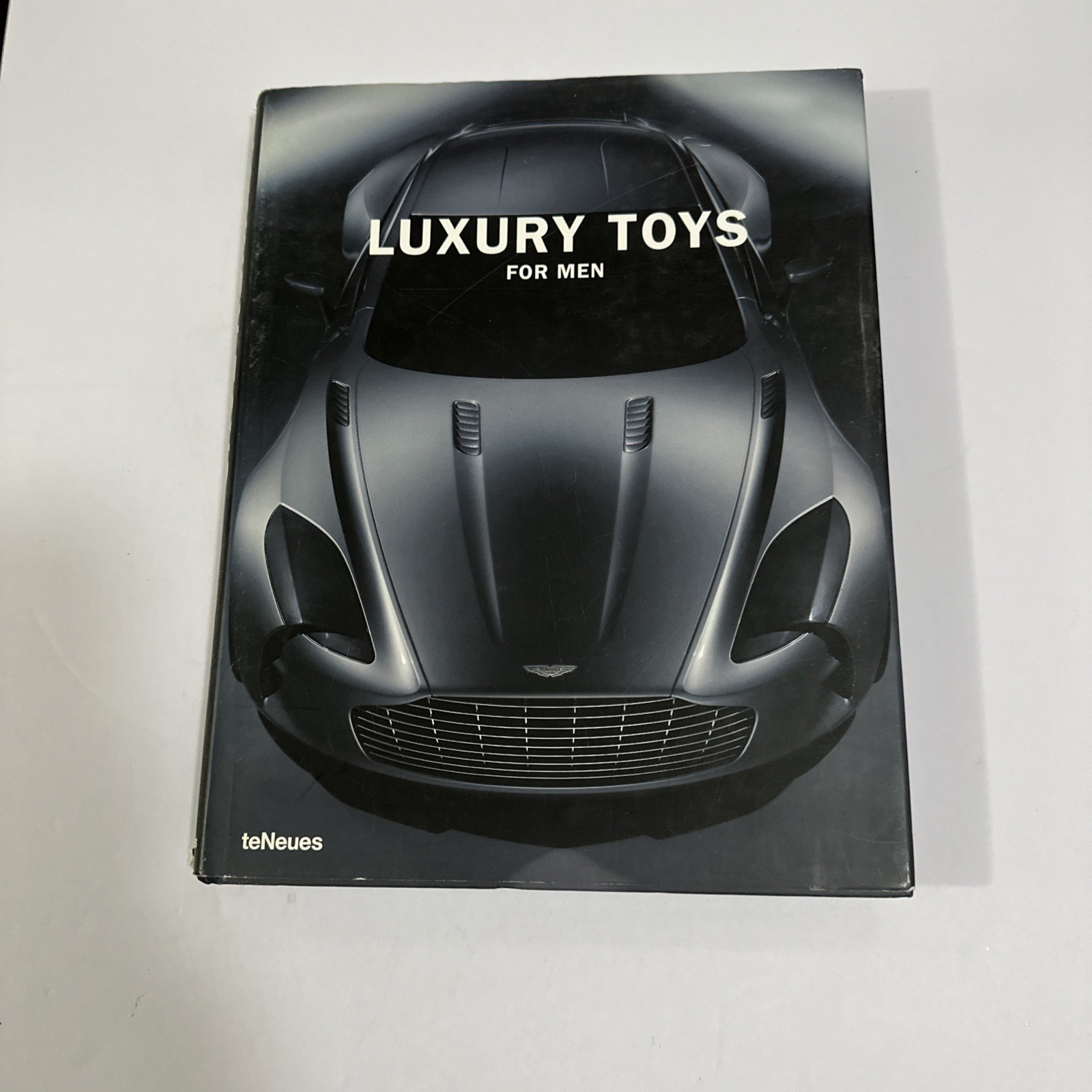 Luxury Toys for Men (German, English, French, Italian and Spanish Edition)