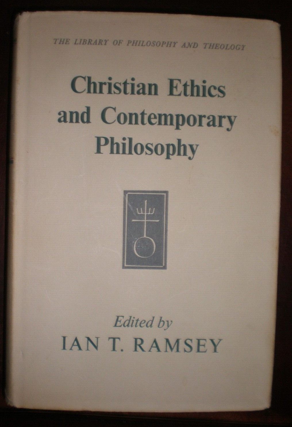 CHRISTIAN ETHICS AND CONTEMPORARY PHILOSOPHY COPYRIGHT 1966 399 PAGES VG