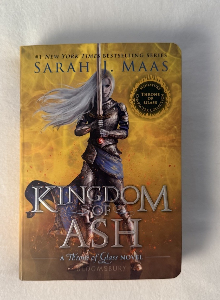 Sarah J. Maas Throne of Glass Kingdom of Ash Miniature Edition PB 2019