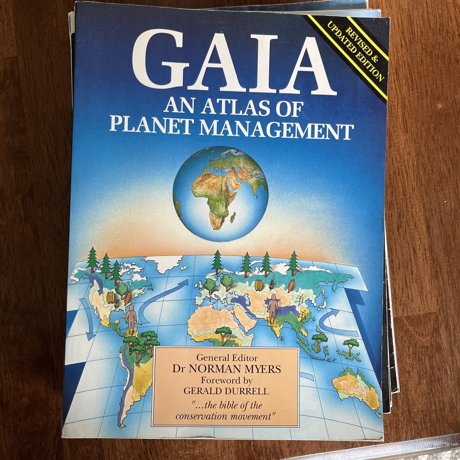 Gaia : An Atlas of Planet Management by Norman Myers, 272 pages, 1993 nearly new