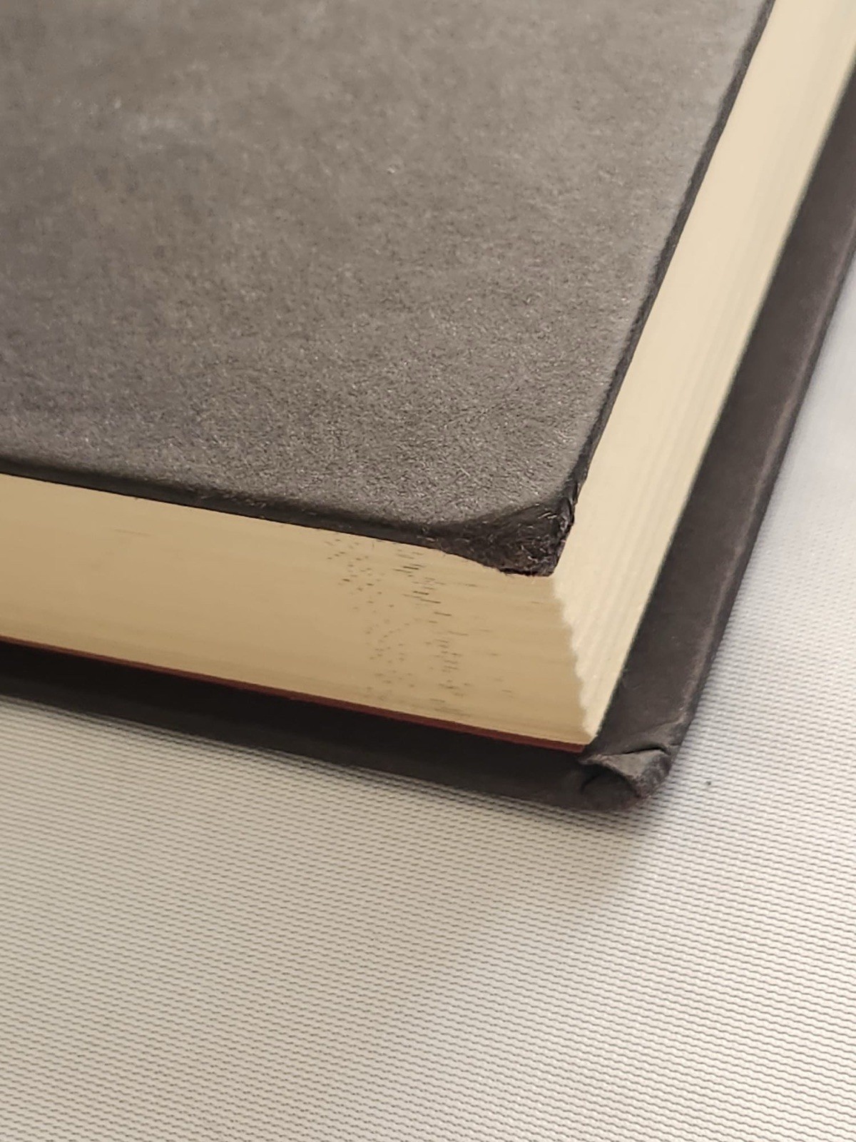 A Court of Thorns and Roses by Sarah J Maas First Edition 2015 Hardcover