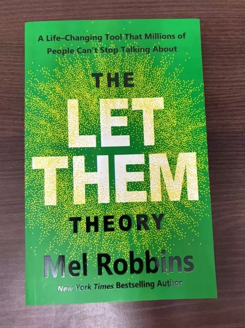 PERFECT BOOK GIFT FOR CHRISTMAS _The Let Them Theory US