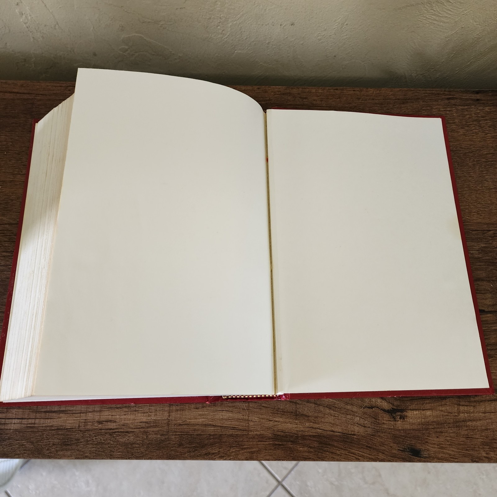 Ryrie Study Bible Expanded Ed NIV Red Letter Holy Word Moody Vtg 1994 HC