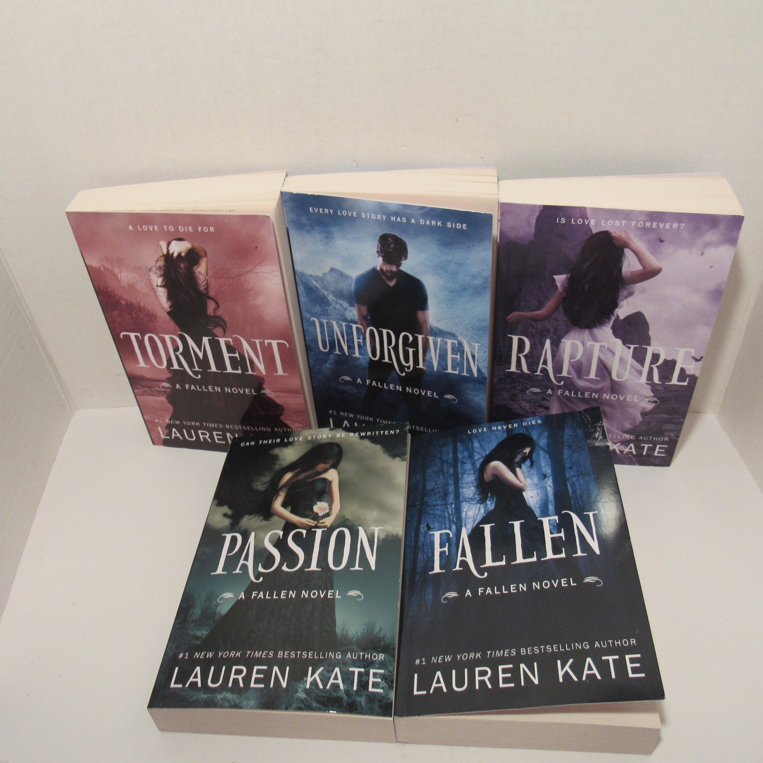 Lauren Kate Lot of 5 (Paperbacks – 2010s) THE FALLEN SERIES (Vol. 1, 2, 3, 4, 6)