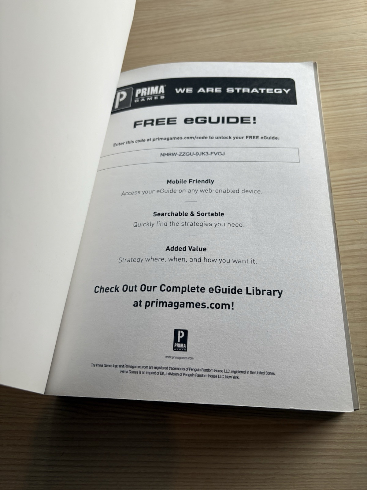 1st Printing! Fallout 4 Vault Dweller’s Survival Guide: Official Strategy Guide
