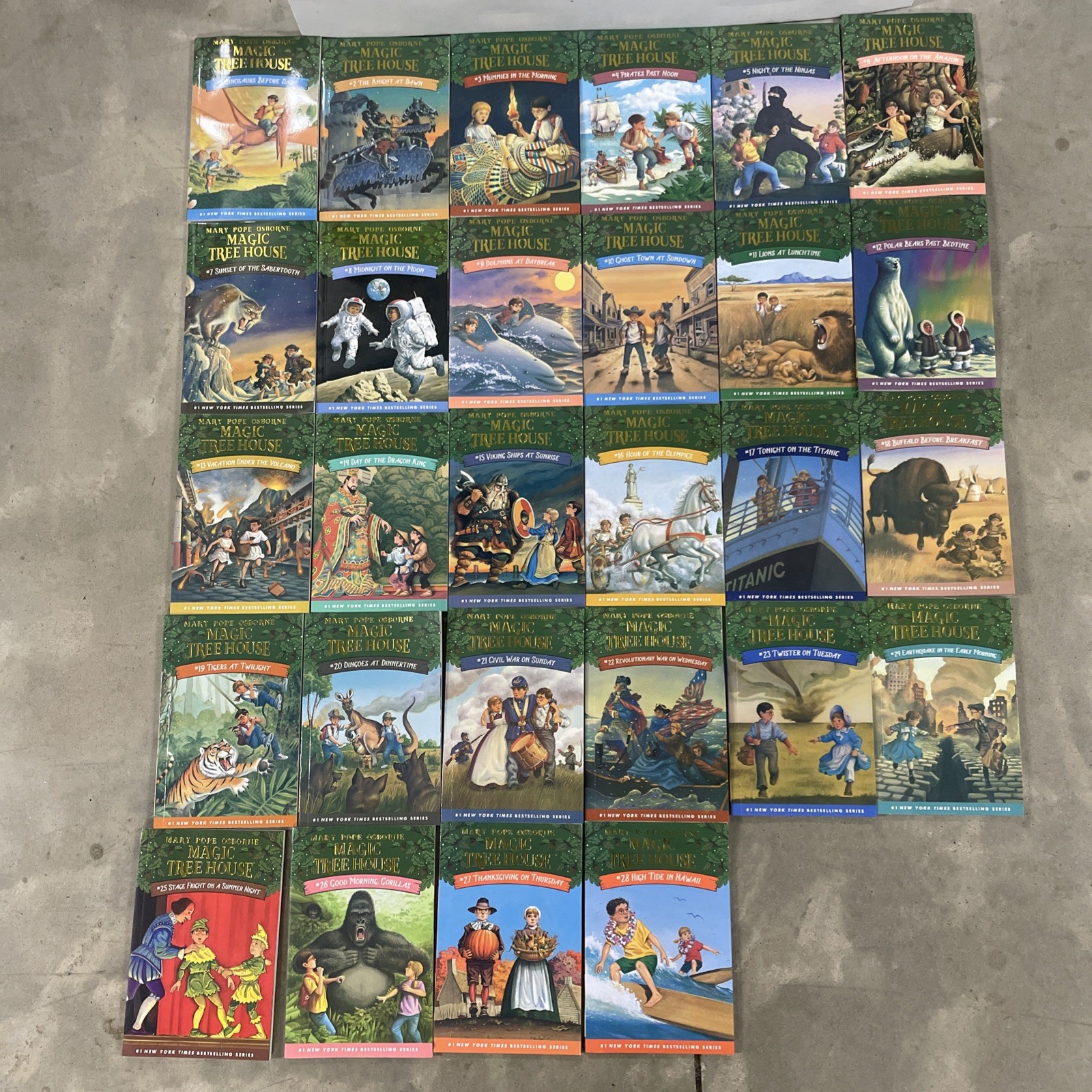 Magic Tree House 1–28 Box Set – Complete 28-Book Collection