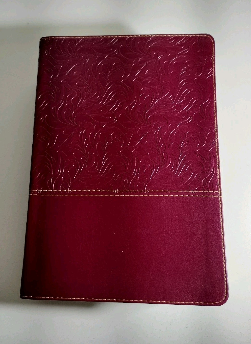 NKJV Study Bible New King James Version, Cranberry Leathersoft, Full-Color 2018