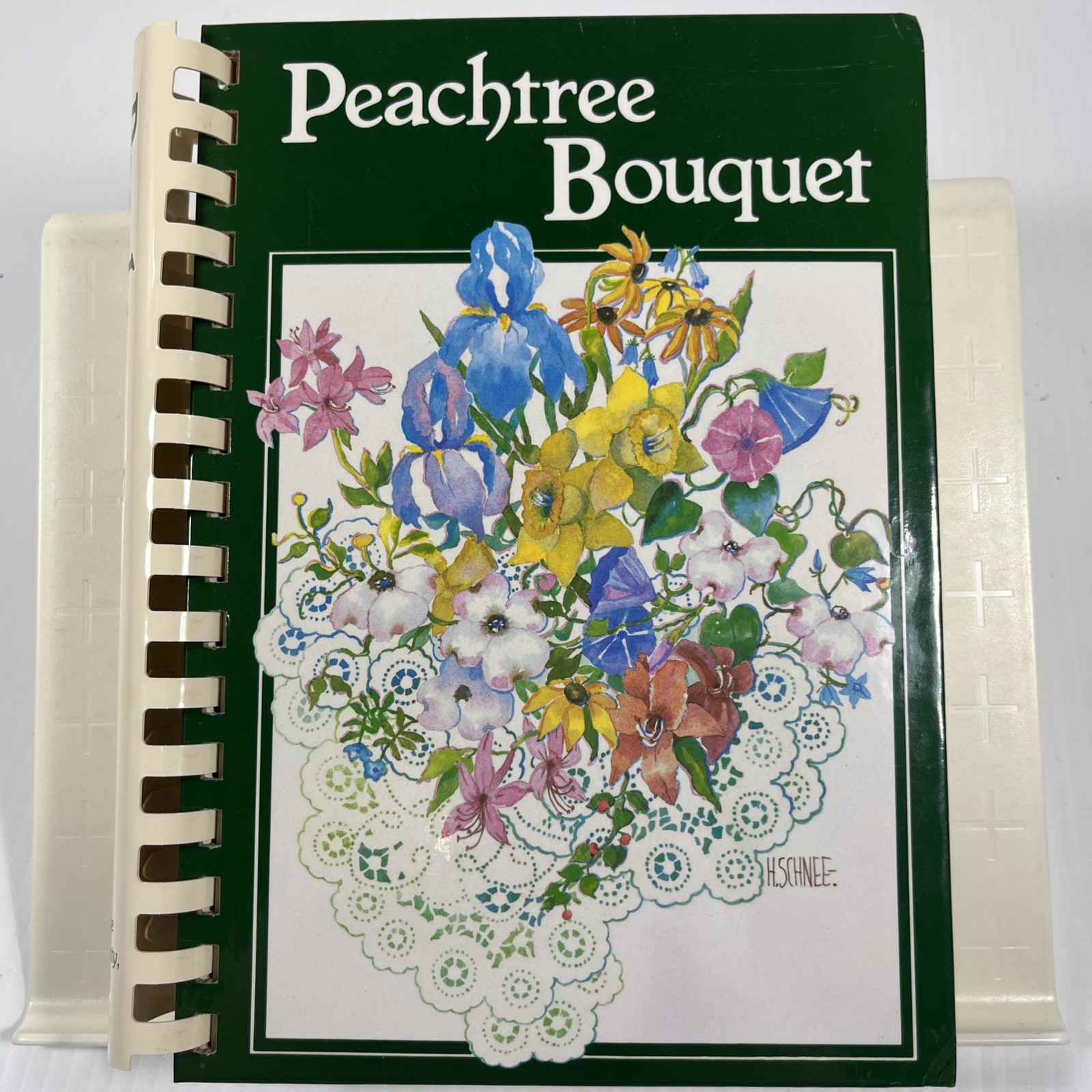 Peachtree Bouquet: A Culinary Arrangement – Junior League of Dekalb GA Cookbook