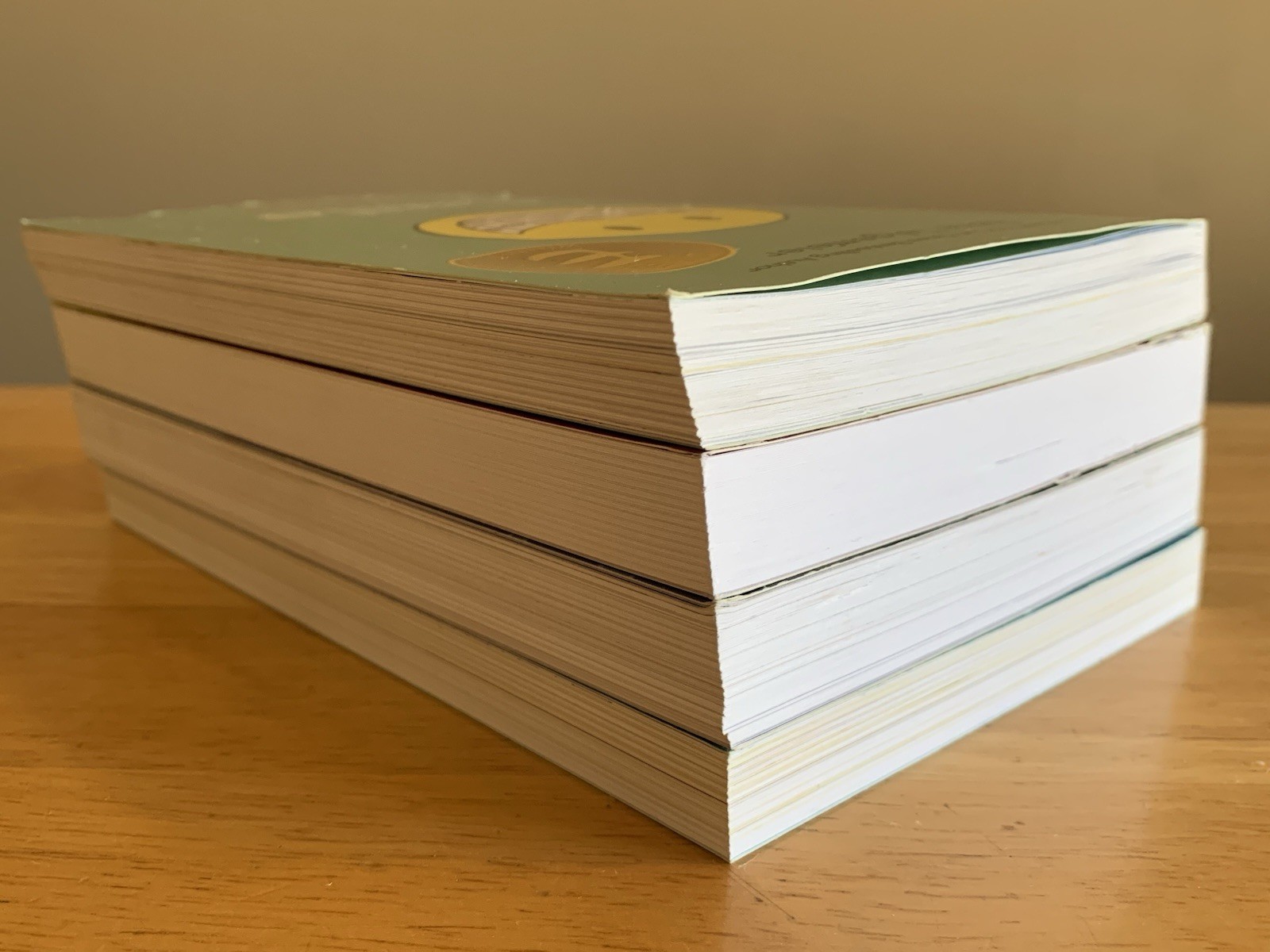 The Raina Telgemeier Collection 4 Book Box Set 2016